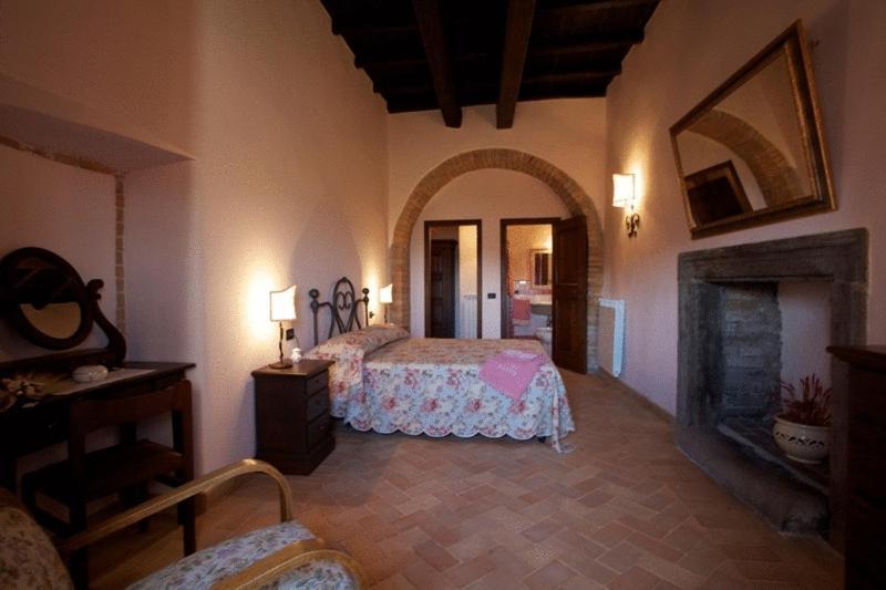 Bed and Breakfast Palazzo Orsini Bomarzo Pokój zdjęcie